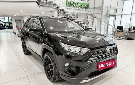 Toyota RAV4, 2020 год, 2 750 000 рублей, 3 фотография
