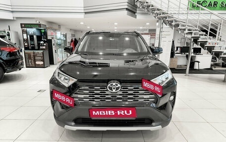 Toyota RAV4, 2020 год, 2 750 000 рублей, 2 фотография