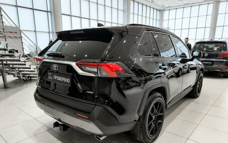 Toyota RAV4, 2020 год, 2 750 000 рублей, 6 фотография
