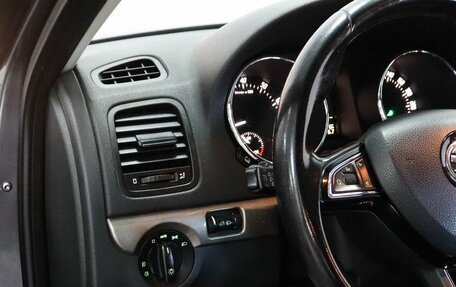 Skoda Yeti I рестайлинг, 2014 год, 1 389 000 рублей, 12 фотография