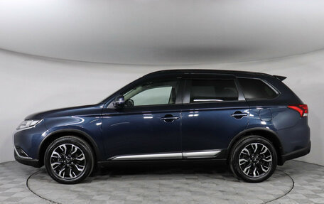 Mitsubishi Outlander III рестайлинг 3, 2021 год, 2 797 000 рублей, 9 фотография