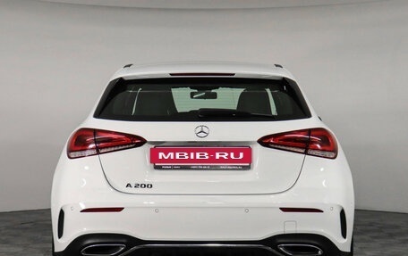Mercedes-Benz A-Класс, 2019 год, 2 477 000 рублей, 7 фотография