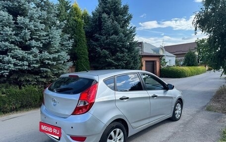 Hyundai Solaris II рестайлинг, 2012 год, 648 000 рублей, 5 фотография
