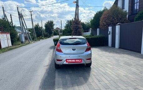 Hyundai Solaris II рестайлинг, 2012 год, 648 000 рублей, 11 фотография