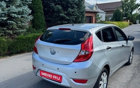 Hyundai Solaris II рестайлинг, 2012 год, 648 000 рублей, 4 фотография