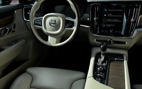 Volvo S90 II рестайлинг, 2021 год, 4 000 000 рублей, 10 фотография