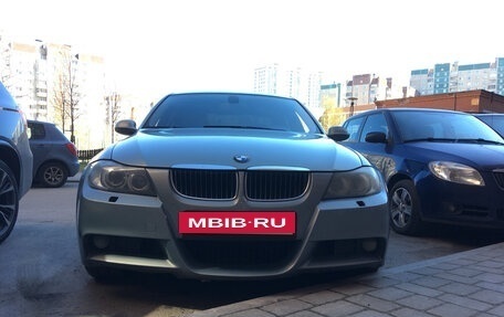 BMW 3 серия, 2005 год, 550 000 рублей, 2 фотография