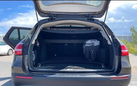 Mercedes-Benz E-Класс, 2017 год, 3 000 000 рублей, 13 фотография