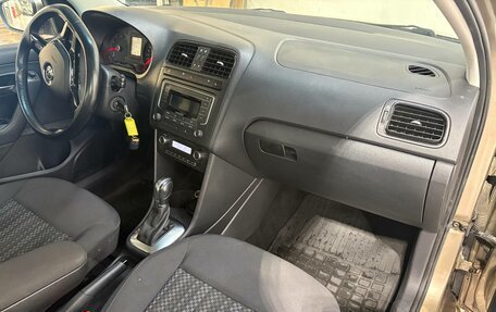 Volkswagen Polo VI (EU Market), 2017 год, 850 000 рублей, 17 фотография