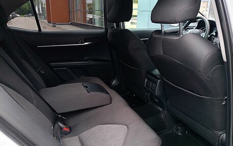 Toyota Camry, 2018 год, 2 269 000 рублей, 7 фотография