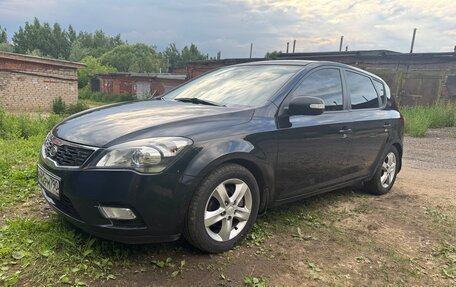 KIA cee'd I рестайлинг, 2011 год, 900 000 рублей, 2 фотография