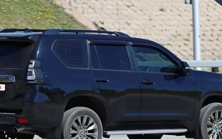 Toyota Land Cruiser Prado 150 рестайлинг 2, 2020 год, 5 600 000 рублей, 2 фотография