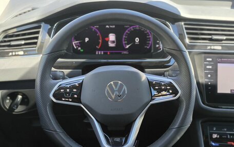 Volkswagen Tiguan II, 2020 год, 3 395 000 рублей, 17 фотография