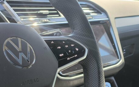 Volkswagen Tiguan II, 2020 год, 3 395 000 рублей, 20 фотография