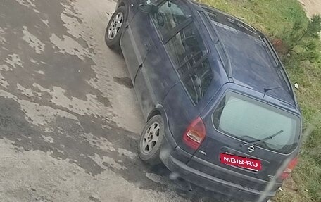 Opel Zafira A рестайлинг, 1999 год, 100 000 рублей, 2 фотография