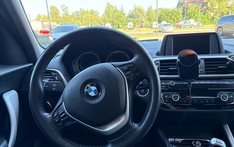 BMW 1 серия, 2018 год, 2 090 000 рублей, 7 фотография