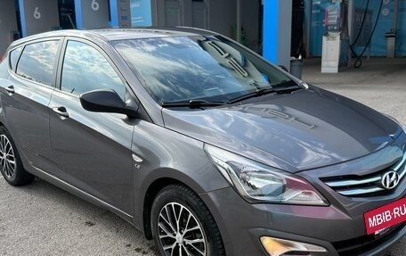 Hyundai Solaris II рестайлинг, 2015 год, 1 180 000 рублей, 4 фотография