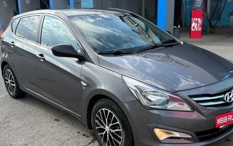 Hyundai Solaris II рестайлинг, 2015 год, 1 180 000 рублей, 3 фотография