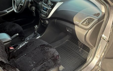 Hyundai Solaris II рестайлинг, 2015 год, 1 180 000 рублей, 15 фотография
