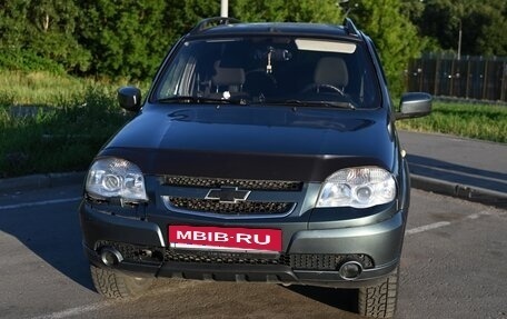 Chevrolet Niva I рестайлинг, 2013 год, 550 000 рублей, 2 фотография
