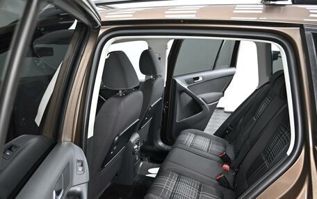 Volkswagen Tiguan I, 2015 год, 1 405 000 рублей, 10 фотография