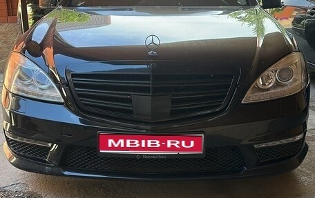 Mercedes-Benz S-Класс, 2007 год, 1 400 000 рублей, 1 фотография