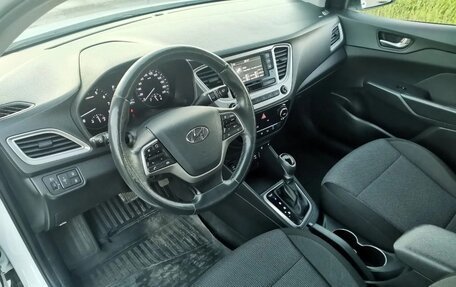 Hyundai Solaris II рестайлинг, 2019 год, 1 160 000 рублей, 11 фотография