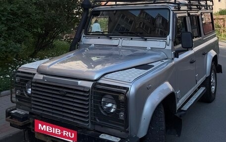 Land Rover Defender I, 2005 год, 1 375 000 рублей, 3 фотография