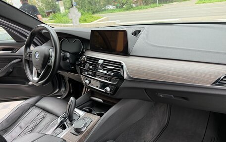 BMW 5 серия, 2018 год, 4 300 000 рублей, 9 фотография