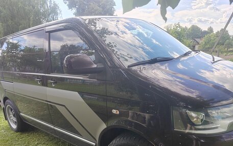 Volkswagen Caravelle T5, 2013 год, 1 500 000 рублей, 3 фотография