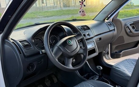 Skoda Fabia II, 2012 год, 500 000 рублей, 3 фотография