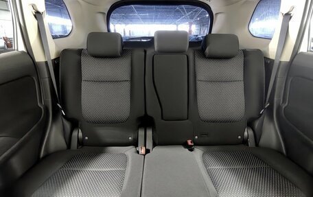 Mitsubishi Outlander III рестайлинг 3, 2017 год, 2 050 000 рублей, 16 фотография