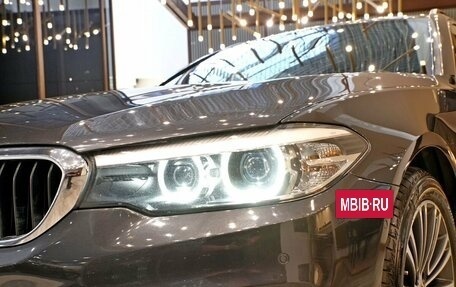 BMW 5 серия, 2018 год, 2 840 000 рублей, 2 фотография