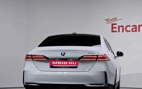 BMW 5 серия, 2025 год, 5 800 000 рублей, 3 фотография