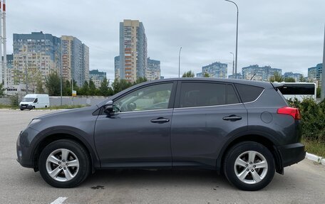 Toyota RAV4, 2013 год, 1 800 000 рублей, 2 фотография