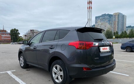 Toyota RAV4, 2013 год, 1 800 000 рублей, 3 фотография