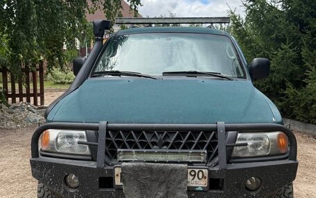 Mitsubishi Montero Sport, 2002 год, 650 000 рублей, 2 фотография