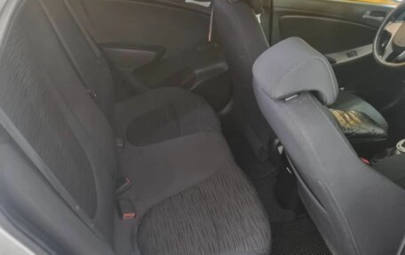 Hyundai Solaris II рестайлинг, 2014 год, 435 000 рублей, 14 фотография