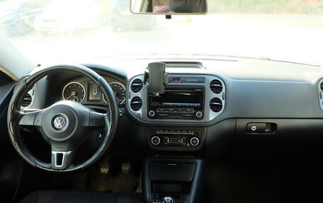 Volkswagen Tiguan I, 2013 год, 1 240 000 рублей, 25 фотография