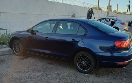 Volkswagen Jetta VI, 2013 год, 1 050 000 рублей, 13 фотография