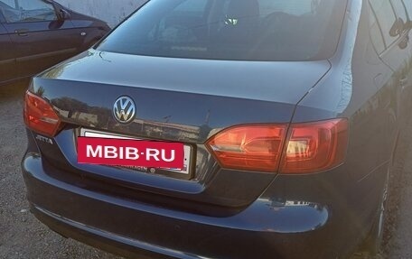 Volkswagen Jetta VI, 2013 год, 1 050 000 рублей, 12 фотография