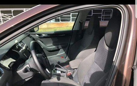 Skoda Octavia, 2016 год, 1 370 000 рублей, 8 фотография