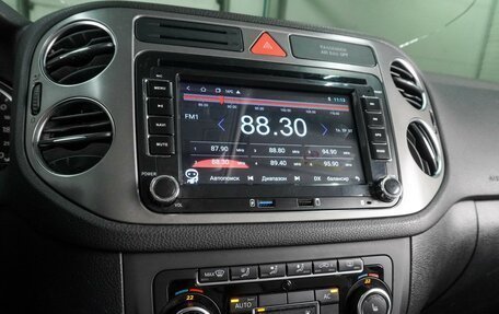 Volkswagen Tiguan I, 2011 год, 899 000 рублей, 12 фотография