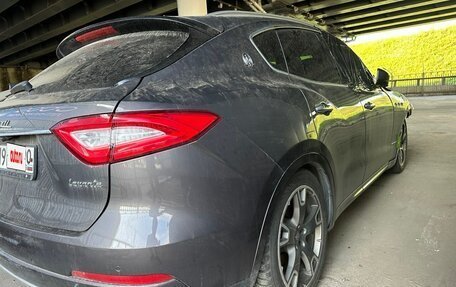 Maserati Levante I, 2017 год, 2 000 000 рублей, 4 фотография