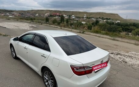 Toyota Camry, 2017 год, 2 300 000 рублей, 15 фотография