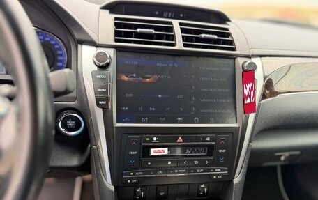 Toyota Camry, 2017 год, 2 300 000 рублей, 8 фотография