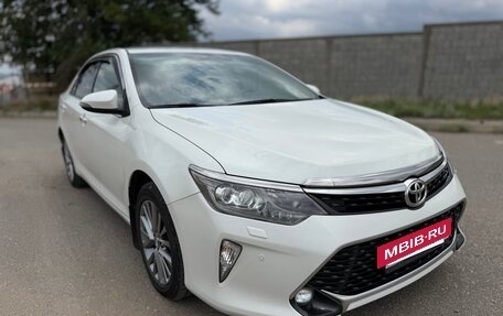 Toyota Camry, 2017 год, 2 300 000 рублей, 18 фотография