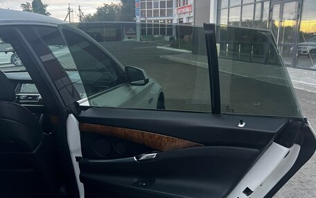 BMW 5 серия, 2010 год, 2 255 000 рублей, 7 фотография