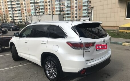 Toyota Highlander III, 2014 год, 2 720 000 рублей, 2 фотография