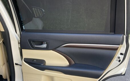 Toyota Highlander III, 2014 год, 2 720 000 рублей, 33 фотография